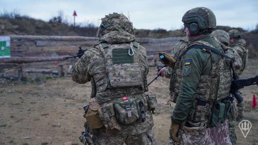 Карты врут: реальные бои в Мирнограде выглядят иначе Карты врут: реальные бои в Мирнограде выглядят иначе