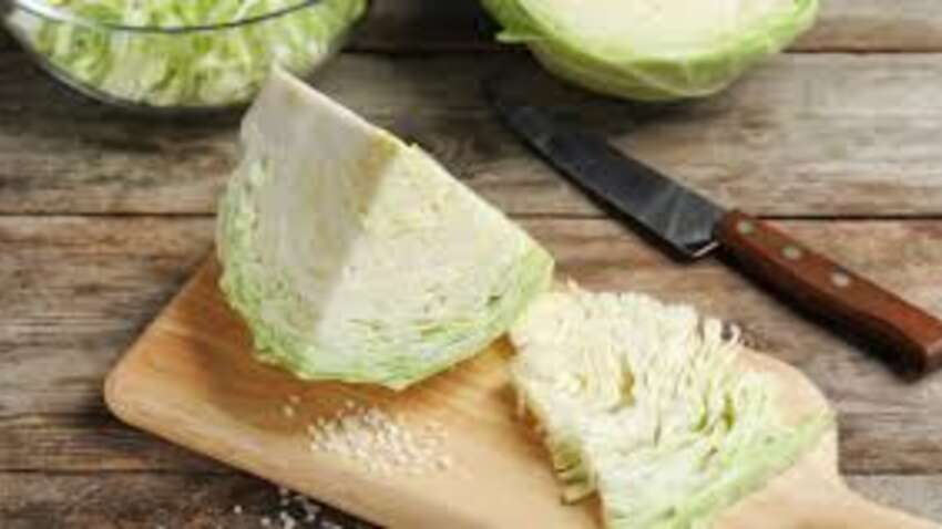 Ціни на капусту різко зросли в Україні: голубці, борщ і капусняк вже делікатеси