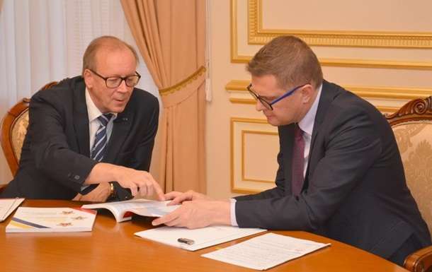 Финляндия передала СБУ материалы на 1600 погибших украинцев