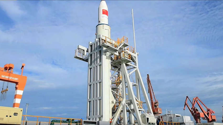 Китай вперше запустив комерційну ракету з космічними супутниками