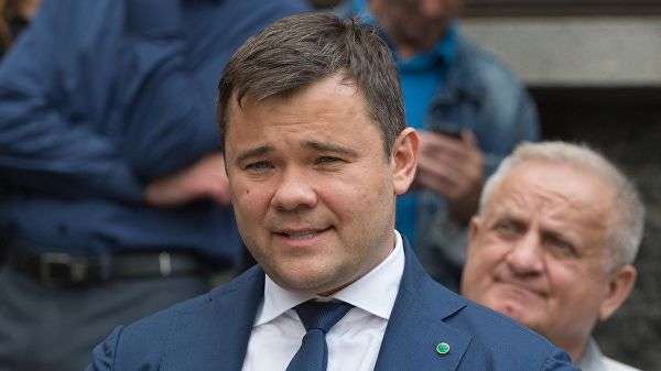 Зеленский ответил на петицию об увольнении Богдана: уже уволил