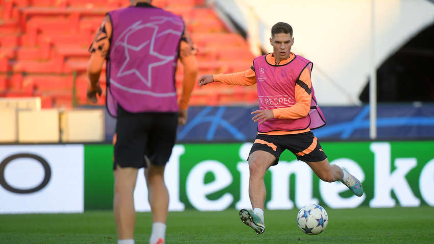 Шахтар вже прибув до Іспанії: заявка на матч з Барселоною Шахтар вже прибув до Іспанії: заявка на матч з Барселоною