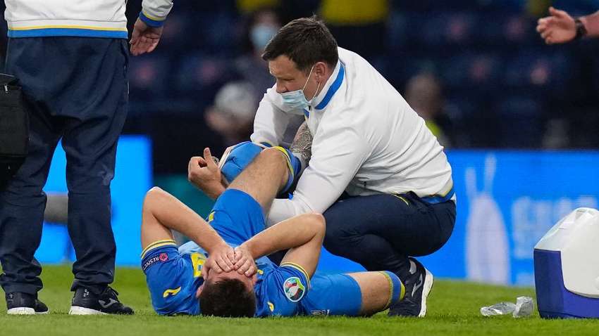 Если врачи позволят, УАФ организует Беседину и жене посещение матча Украина-Англия в Риме Если врачи позволят, УАФ организует Беседину и жене посещение матча Украина-Англия в Риме