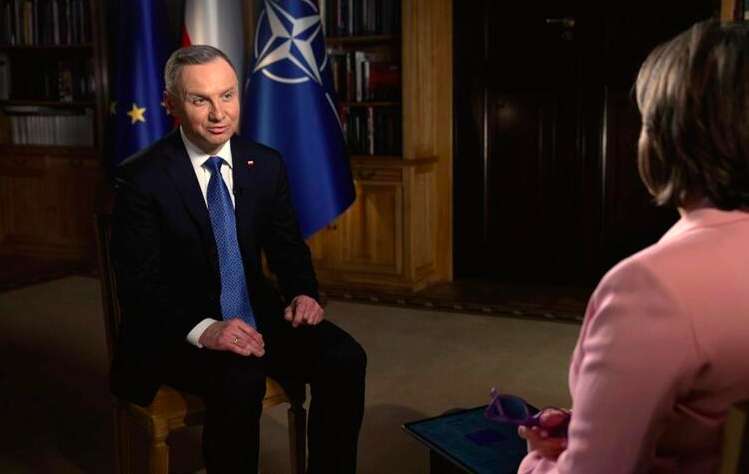 Польща передасть Києву літаки