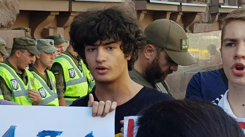 На концерте российского репера в Лондоне заметили якобы сына Порошенко