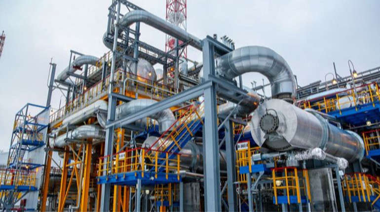 Навіть Китай тепер боїться мати справу з РФ: що поспіхом роблять китайські НПЗ Навіть Китай тепер боїться мати справу з РФ: що поспіхом роблять китайські НПЗ