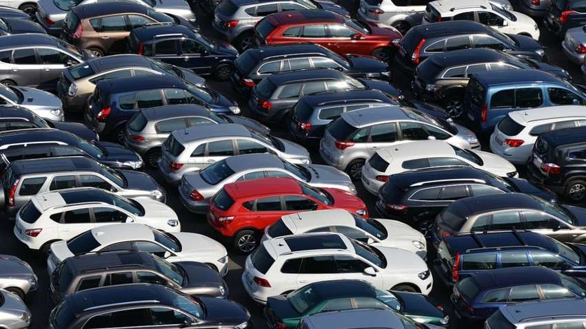 Стало відомо, яка марка авто користується в Україні найбільшим попитом