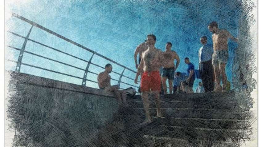 Зеленский с Ермаком искупались на популярном пляже Одессы