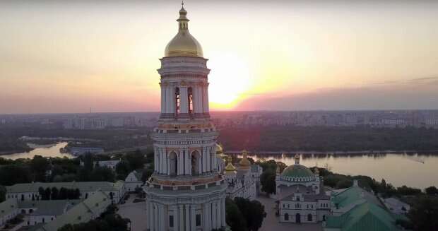 Яке церковне свято 7 червня: що не можна робити після полудня