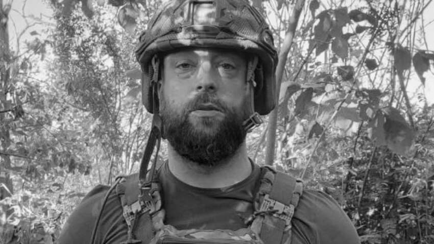 "Не доїхав один кілометр": у мотрошній ДТП загинув відомий актор, який став військовим "Не доїхав один кілометр": у мотрошній ДТП загинув відомий актор, який став військовим