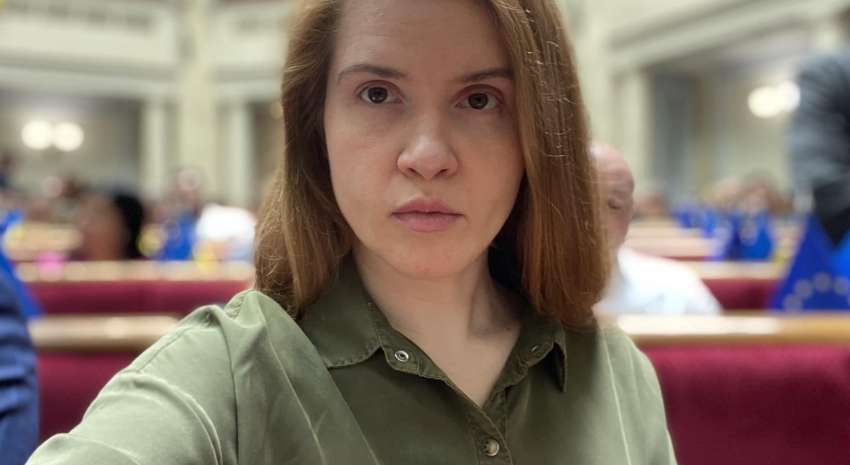 Безугла «наїхала» на Сирського. Чим їй вже не вгодив новий головком 