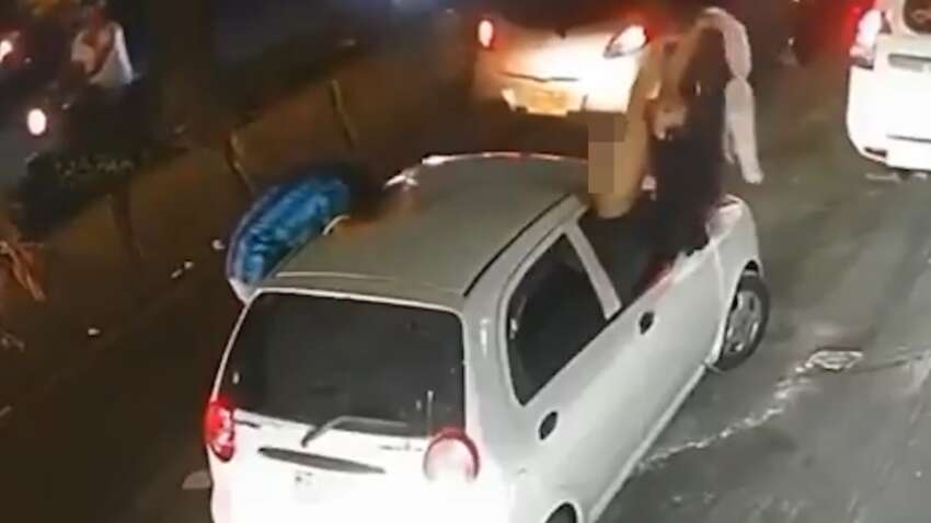 Сняла лифчик и выпала из авто: колумбийская фанатка оконфузилась на ЧМ-2026 (ФОТО) Сняла лифчик и выпала из авто: колумбийская фанатка оконфузилась на ЧМ-2026 (ФОТО)