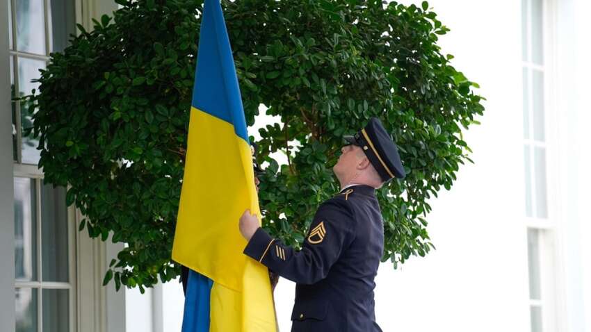 Украину снова готовятся цинично обмануть: союзникам Киева озвучили прямой ультиматум Украину снова готовятся цинично обмануть: союзникам Киева озвучили прямой ультиматум