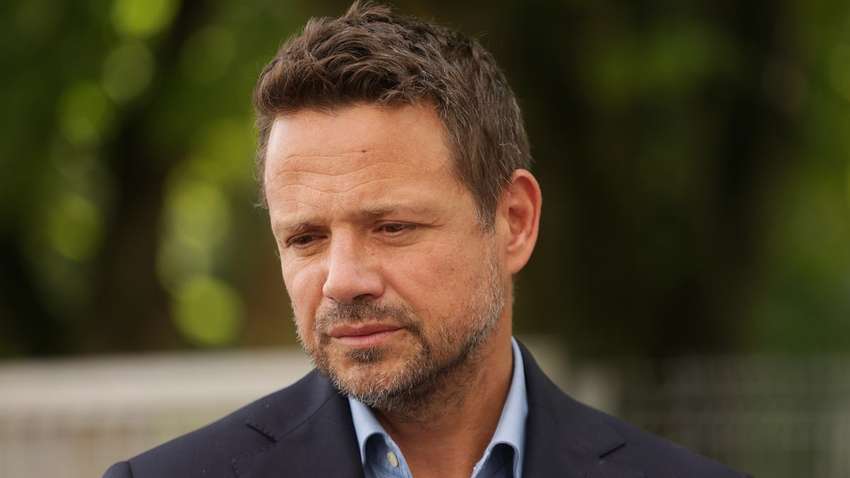 Без підтримки ЄС польська влада не зможе продовжити допомагати українським біженцям, - мер Варшави Без підтримки ЄС польська влада не зможе продовжити допомагати українським біженцям, - мер Варшави