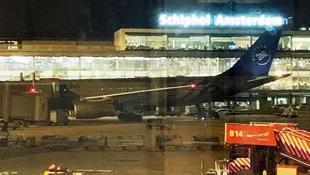 В Амстердамі поступив сигнал про викрадення літака