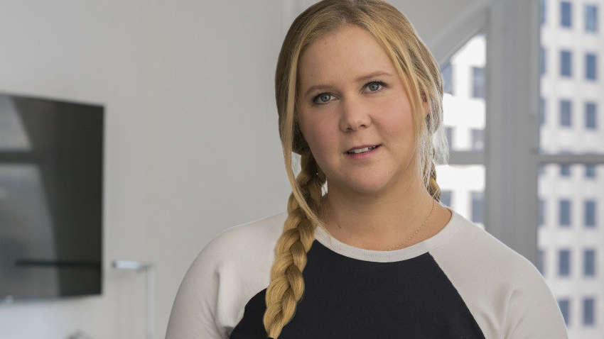 Емі Шумер показала страшні наслідки процедури ЕКО