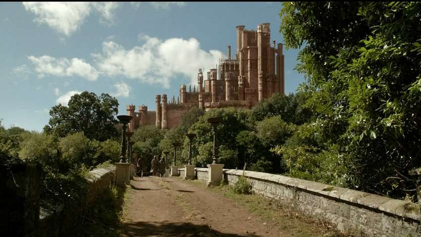 Замок из «Игры престолов» продали за 18 миллионов долларов