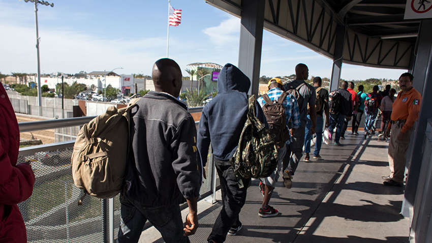 США почали масштабну депортацію нелегальних мігрантів