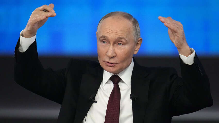 У Кремлі після страшного удару по Києву шокували новою заявою про переговори: деталі  