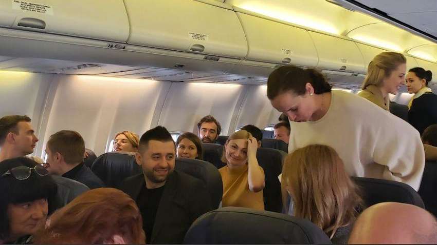 У «Слуги народу» розповіли, за чий рахунок нардепи поїхали на форум у Давос