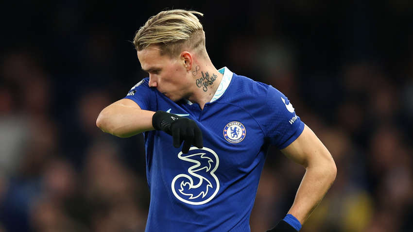 Відома причина відсутності Мудрика в заявці на матч с Брентфордом