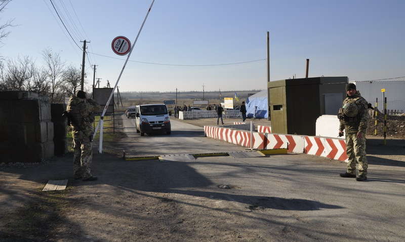 На неподконтрольные территории Донбасса отправили 214 тонн "строительных материалов"