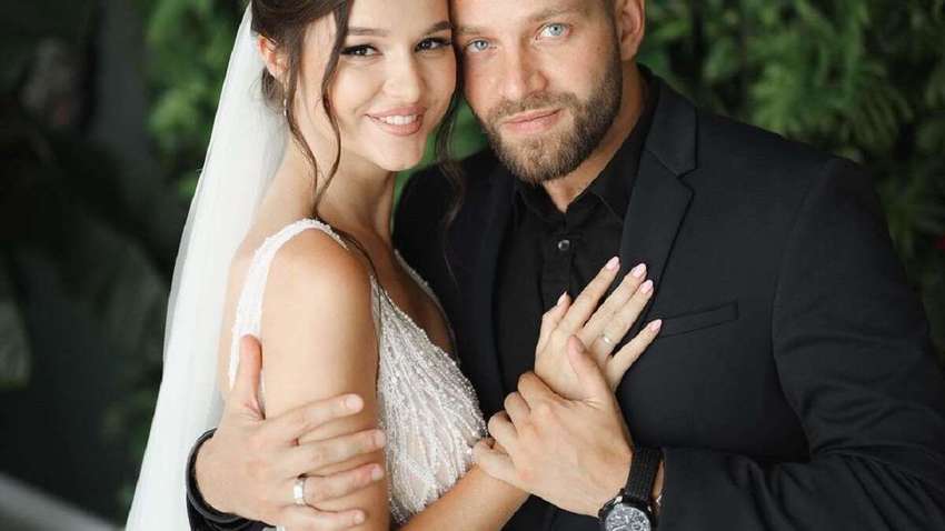 Финалистка Холостяка Юля "Зайка" Бельченко вышла замуж за телеведущего 1+1