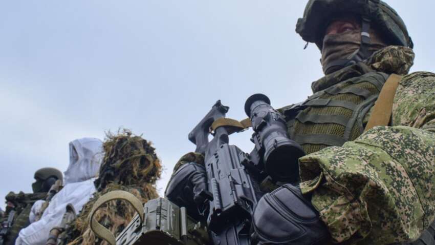 Путин просит еще поднажать: кого вербует Кремль для отправки в пехоту Путин просит еще поднажать: кого вербует Кремль для отправки в пехоту