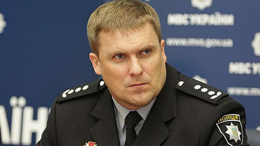 Поліція прибула на позиції «Нацкорпусe» у Золотому