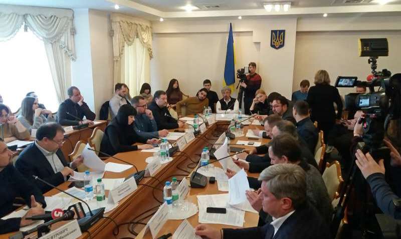Три депутати отримали право ознайомитися з матеріалами щодо обшуків на телеканалі "1+1"