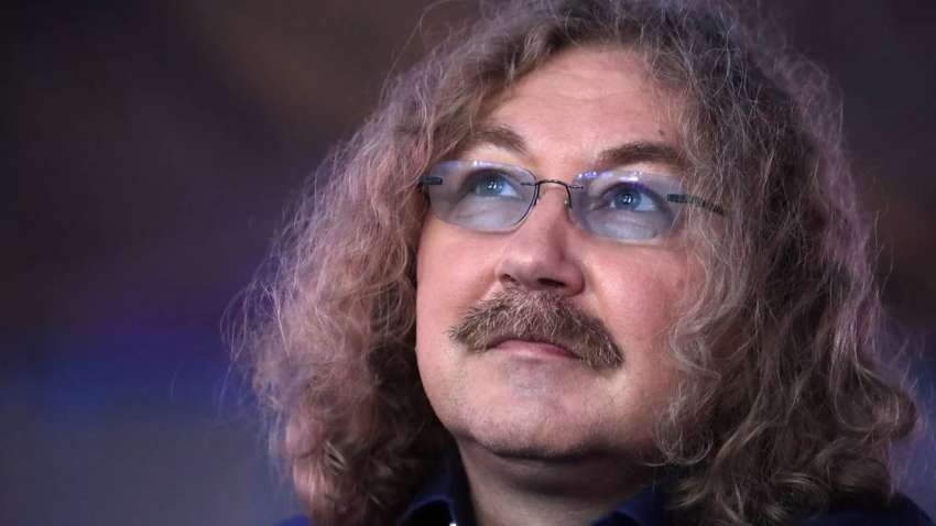 Был одной ногой на том свете: российский композитор впервые появился на публике после инфаркта Был одной ногой на том свете: российский композитор впервые появился на публике после инфаркта