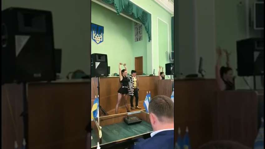 Напівголі танці в Херсонській ОДА на 8 березня: через скандал полетіли перші голови