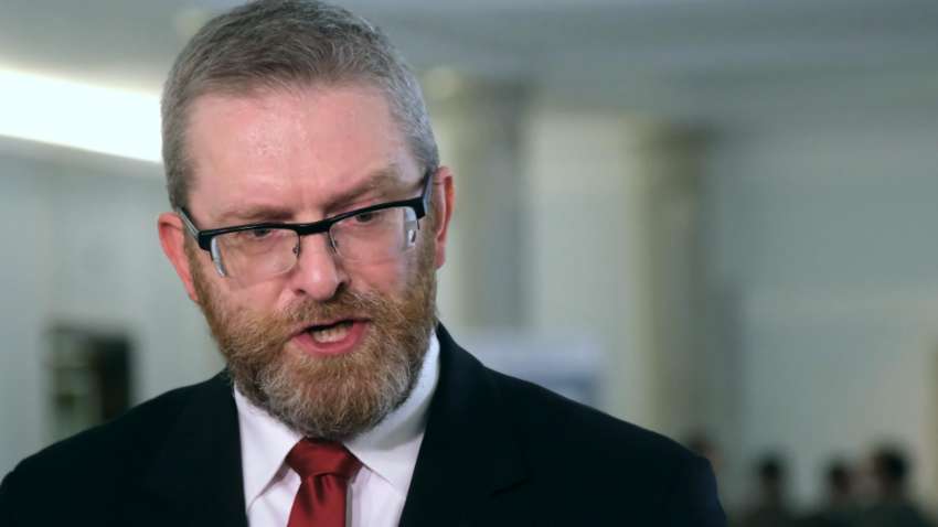 Польша требует у Европарламента разрешения на арест депутата-украинофоба