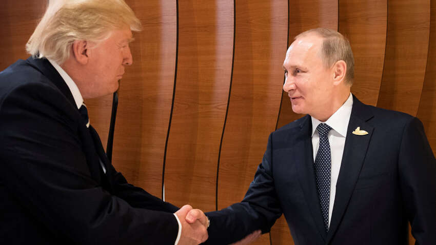 Трамп готує нове пом'якшення санкцій проти Росії: деталі Трамп готує нове пом'якшення санкцій проти Росії: деталі