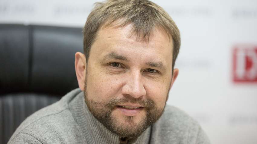 В'ятрович закликав Зеленського готуватися до війни з Росією за Донбас