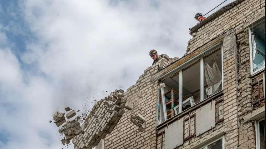 Переселенців позбавили права на виплати за зруйноване житло: кого торкнуться зміни Переселенців позбавили права на виплати за зруйноване житло: кого торкнуться зміни