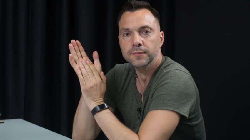 МВД РФ объявило в розыск Алексея Арестовича: что известно МВД РФ объявило в розыск Алексея Арестовича: что известно