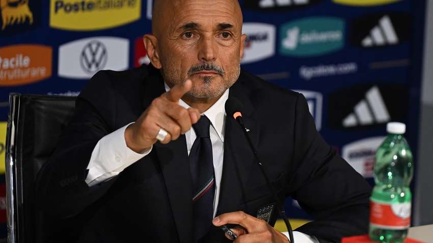 Лучано Спаллетті довикликав двох гравців на матчі з Україною та Північною Македонією Лучано Спаллетті довикликав двох гравців на матчі з Україною та Північною Македонією