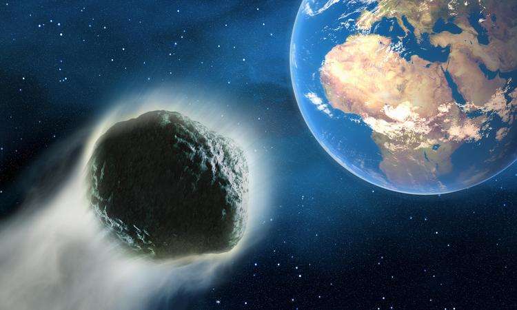 К Земле несется огромный астероид