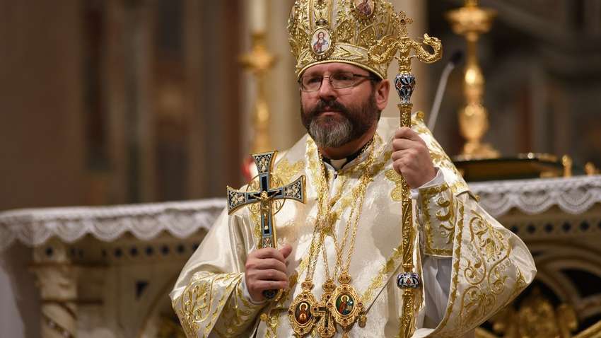 Греко-католикам разрешили не целовать иконы