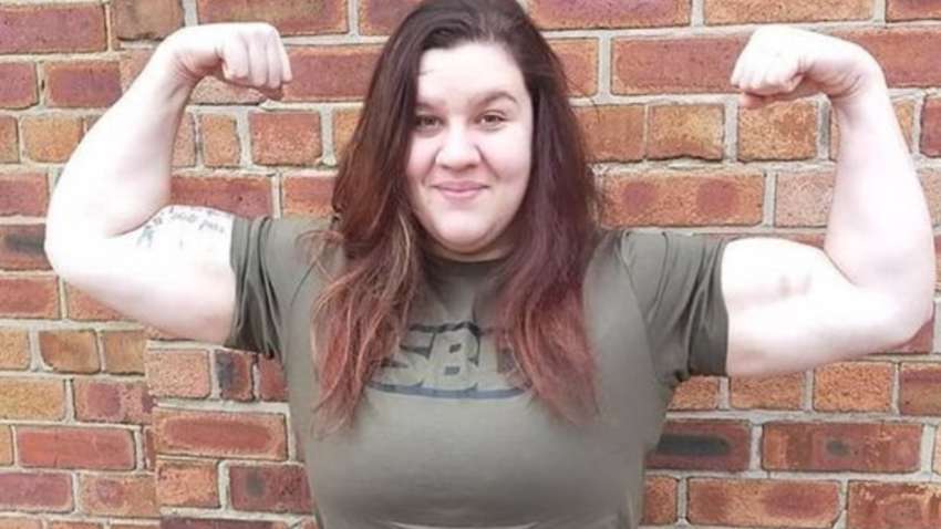 Красуня сходила на побачення з тренером з фітнесу і змінилася до невпізнаваності