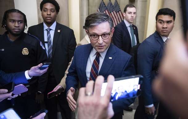 Про що говорять пропозиції Джонсона щодо допомоги Україні: чи справді з'явився шанс