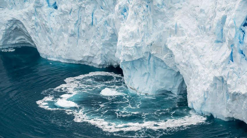Вчені попереджають про небезпеку гігантського антарктичного цунамі Вчені попереджають про небезпеку гігантського антарктичного цунамі