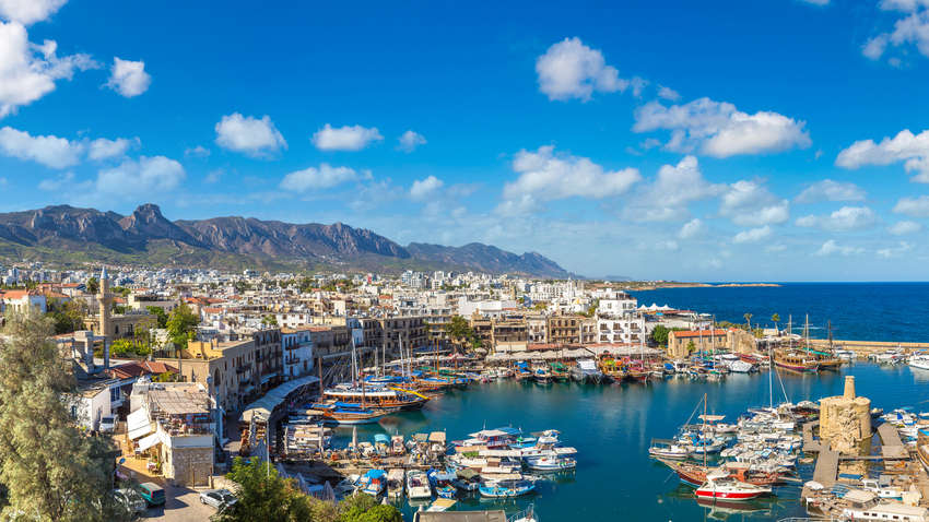 Кіпр відкриває кордони для туристів