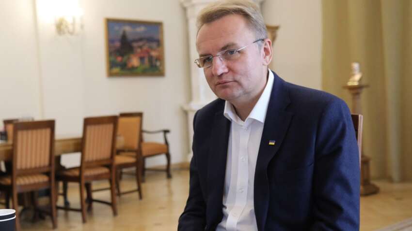 Мер Львова нагадав про традицію і нарвався на критику: коментарі містян до Садового приголомшили 