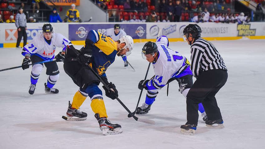 Киевский СК "Сокол" совершил камбек в матче хоккейной Суперлиги