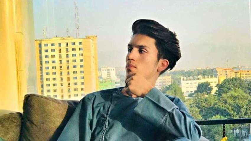 Юный футболист из Афганистана погиб, пытаясь бежать из Кабула на шасси самолета (ФОТО)