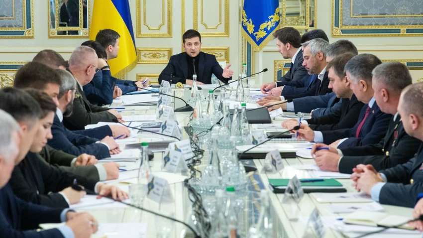 Зеленський може ввести санкції проти бенефіціара конвертаційних центрів Стрілківського, - ЗМІ Зеленський може ввести санкції проти бенефіціара конвертаційних центрів Стрілківського, - ЗМІ