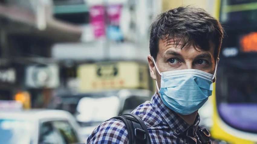 Ослабление карантина: украинцам разрешили ходить по улицам группами