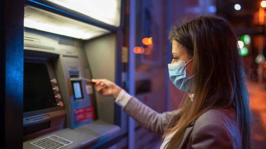 Почти 30 банков будут реструктуризировать кредиты украинцев из-за карантина — НБУ